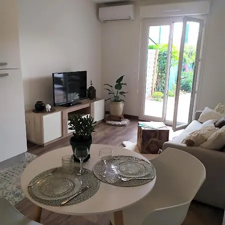 Jardin Et A 13 Min A Pied Fréjus